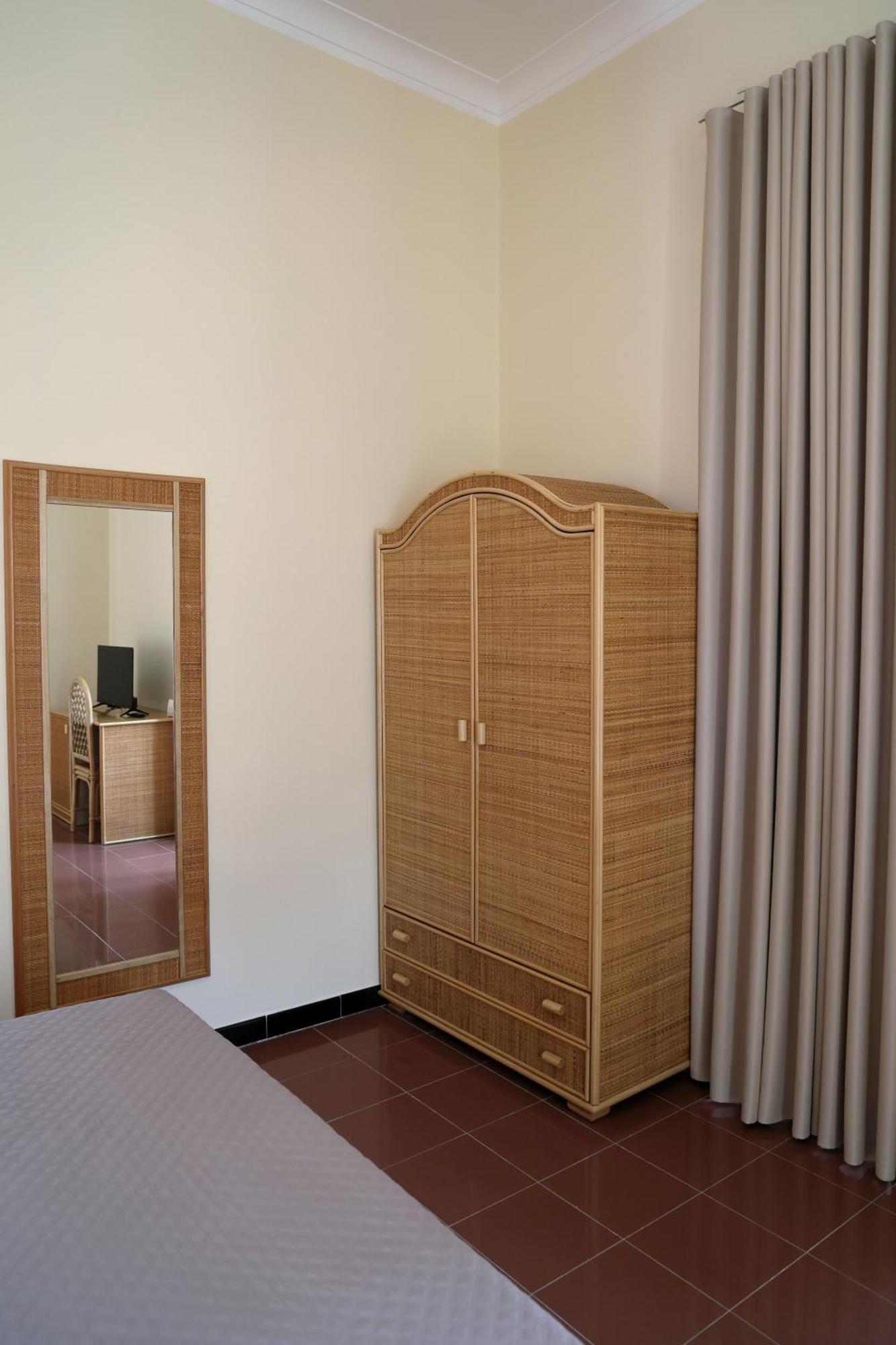 Hotel Della Piazza Пицо Екстериор снимка